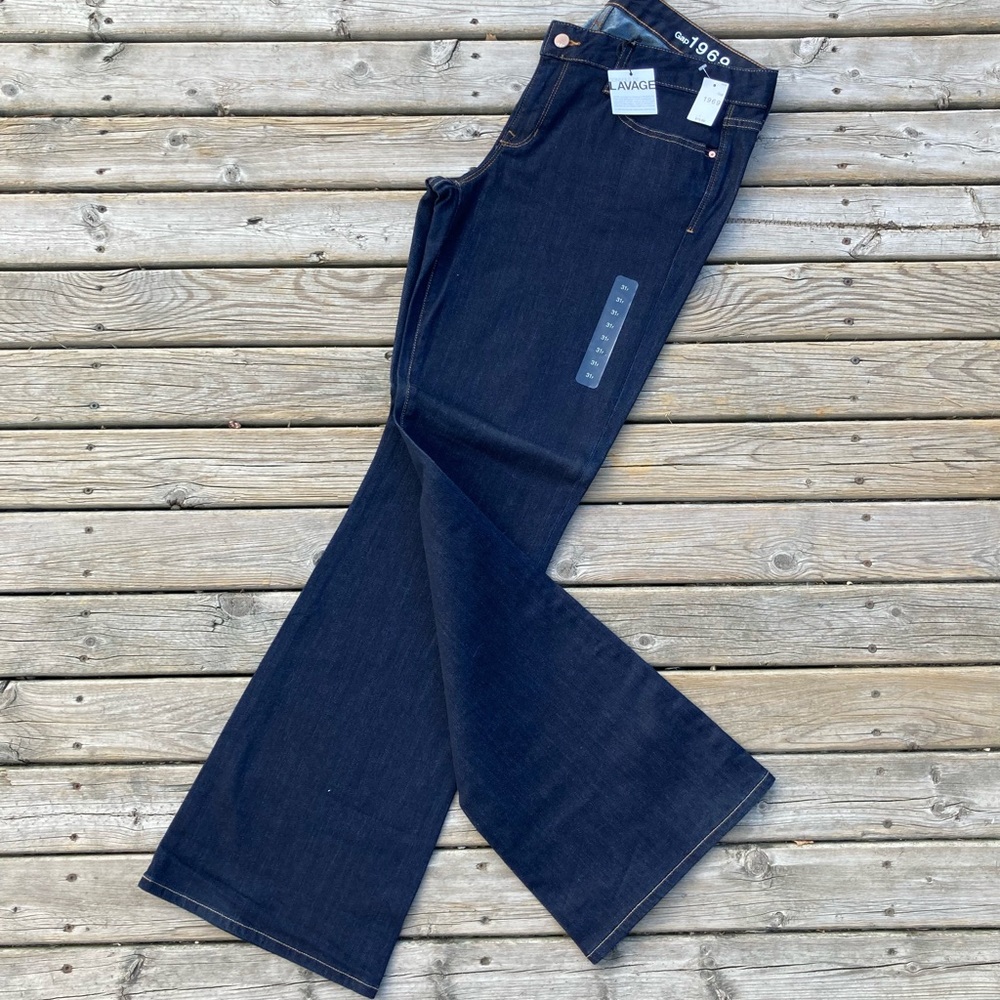NEW and never worn GAP 1969 jeans